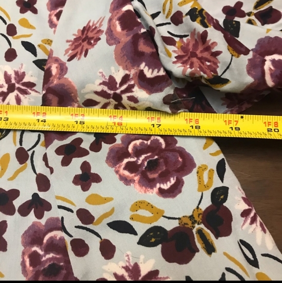 Urban Outfitters Floral Tea Party Blouse - Picture 9 of 10